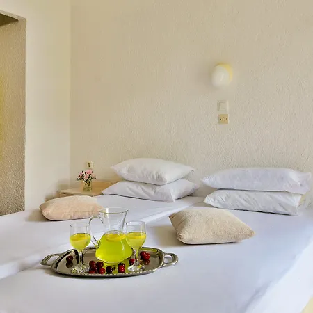 Ibiscus Hotel 2*